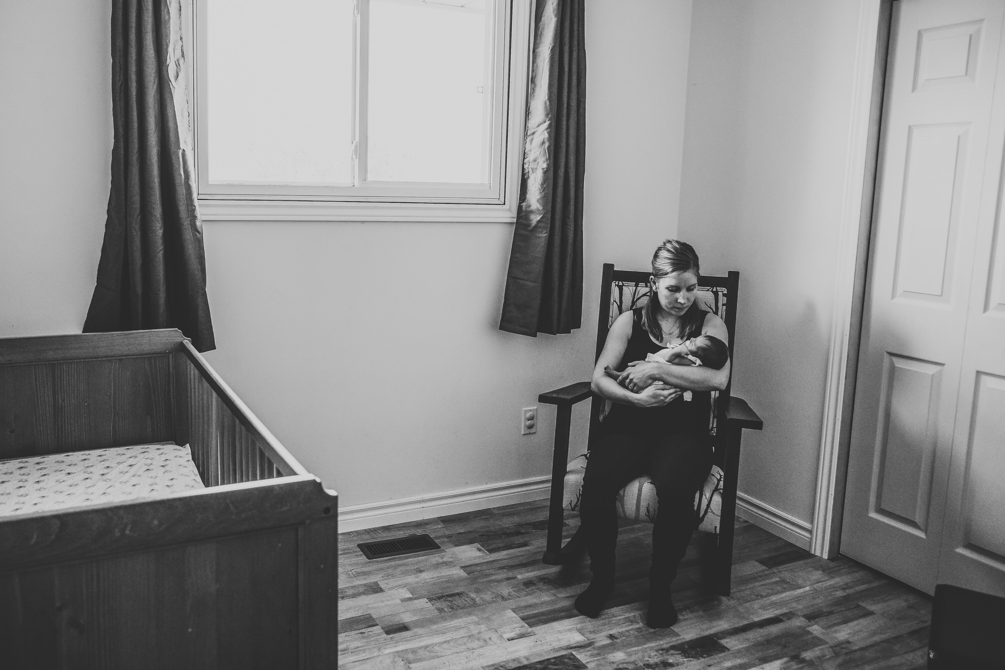 Dundas Newborn Photographer - mother and baby in rocking chair