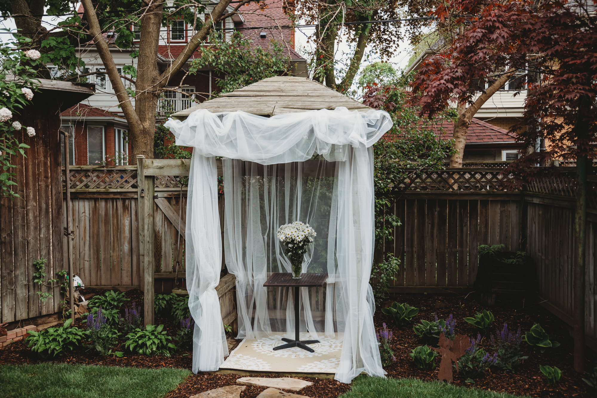 Hamilton Wedding Photographer - Backyard alter.