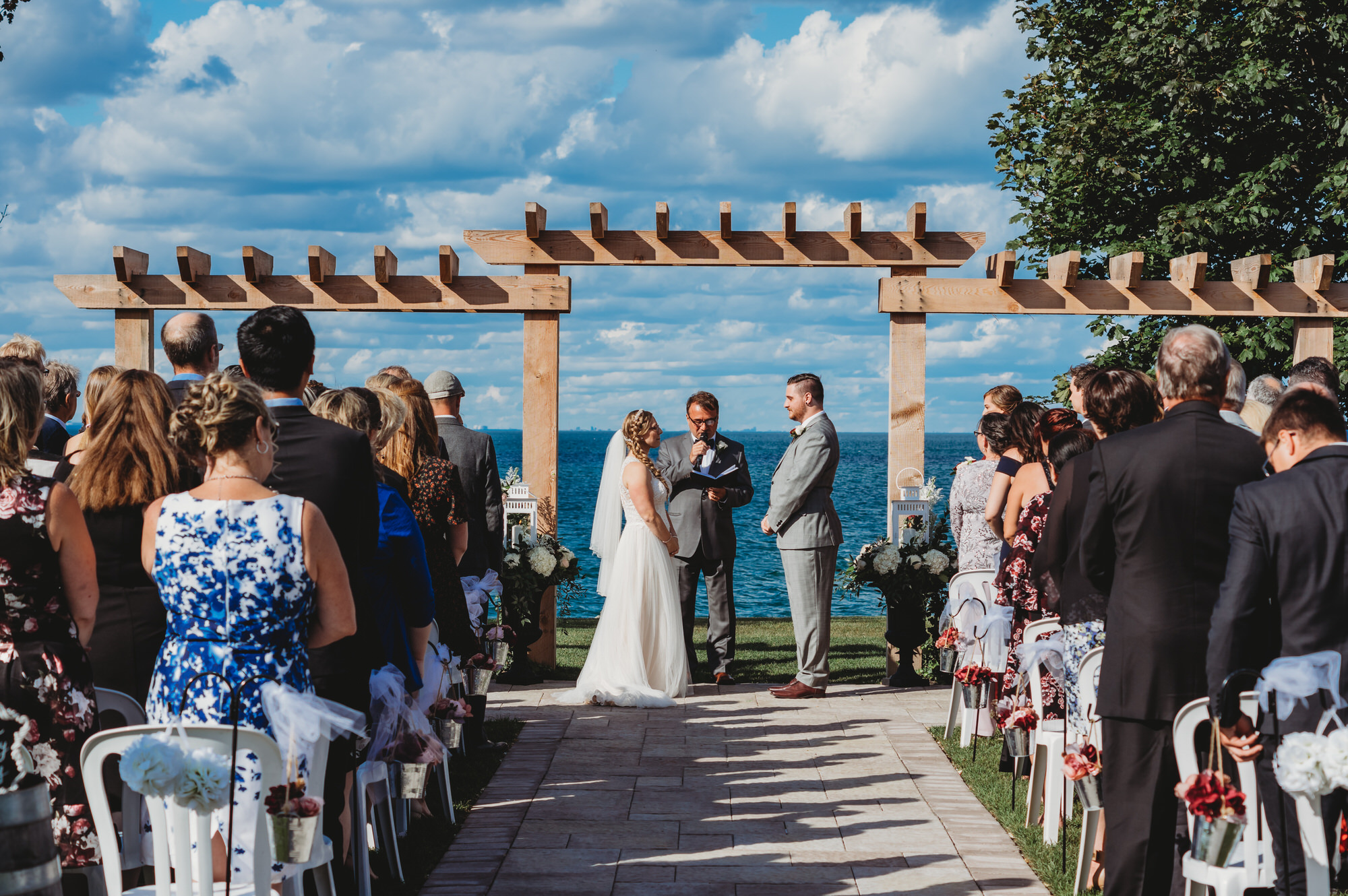 Stoney Creek Wedding Photographer Jennifer Blaak - lakeside ceremony