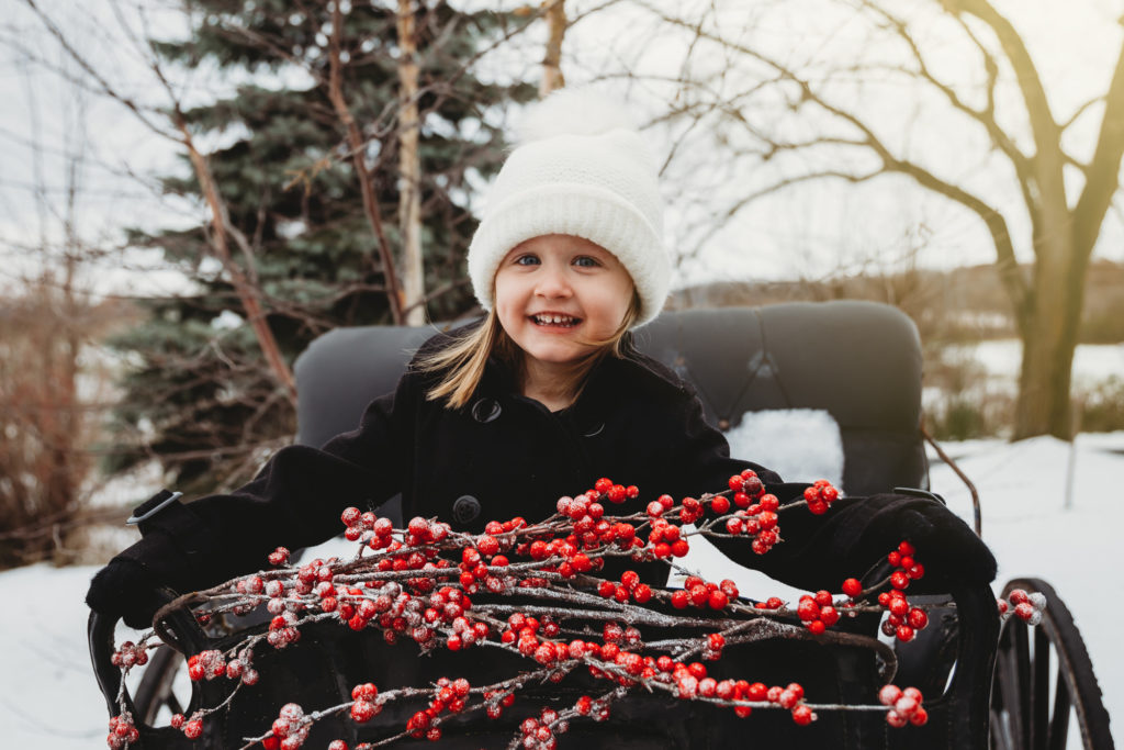 Christmas minis - tree farm - Family Photographer Jennifer Blaak